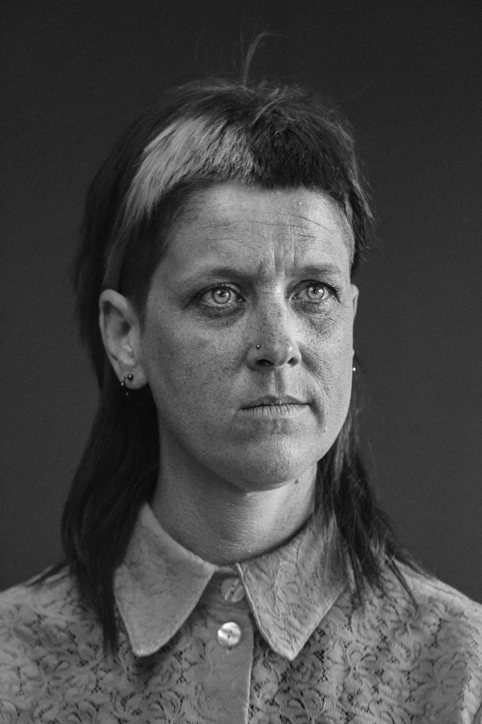 UV portret van een vrouw, vastgelegd door fotograaf Anke Olthof.”